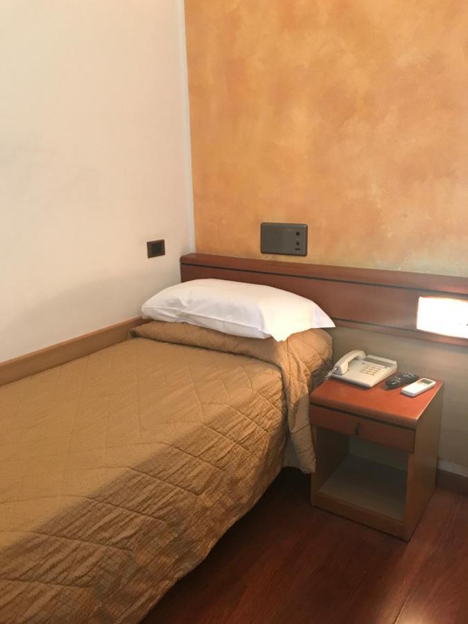 Hotel Aspromonte Milano Eksteriør bilde