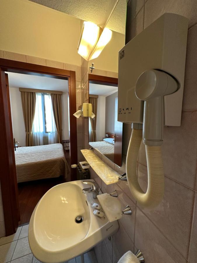 Hotel Aspromonte Milano Eksteriør bilde