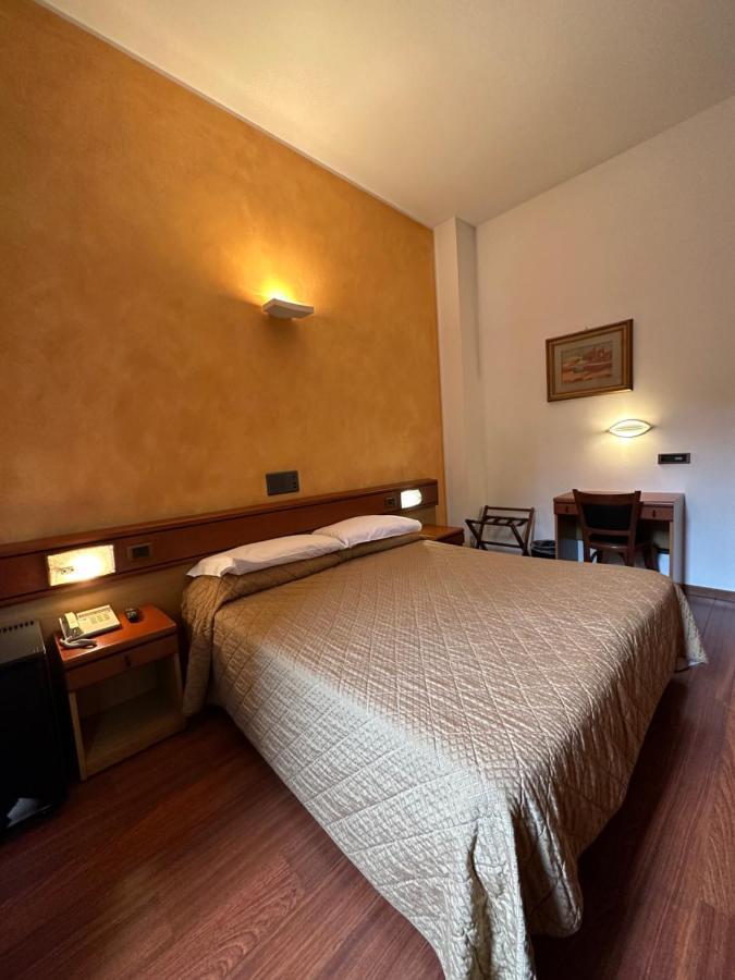 Hotel Aspromonte Milano Eksteriør bilde