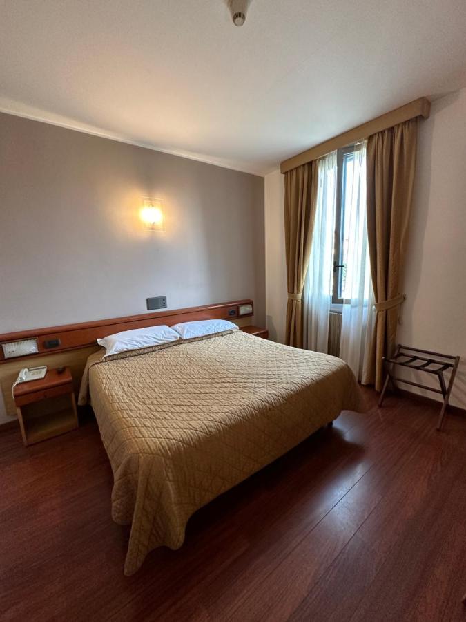 Hotel Aspromonte Milano Eksteriør bilde