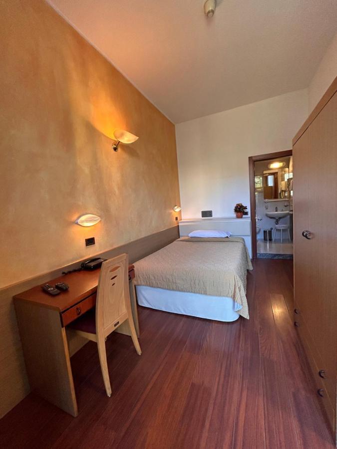 Hotel Aspromonte Milano Eksteriør bilde