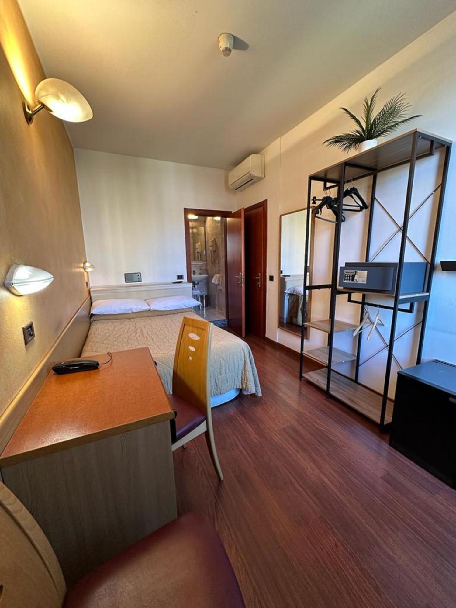 Hotel Aspromonte Milano Eksteriør bilde