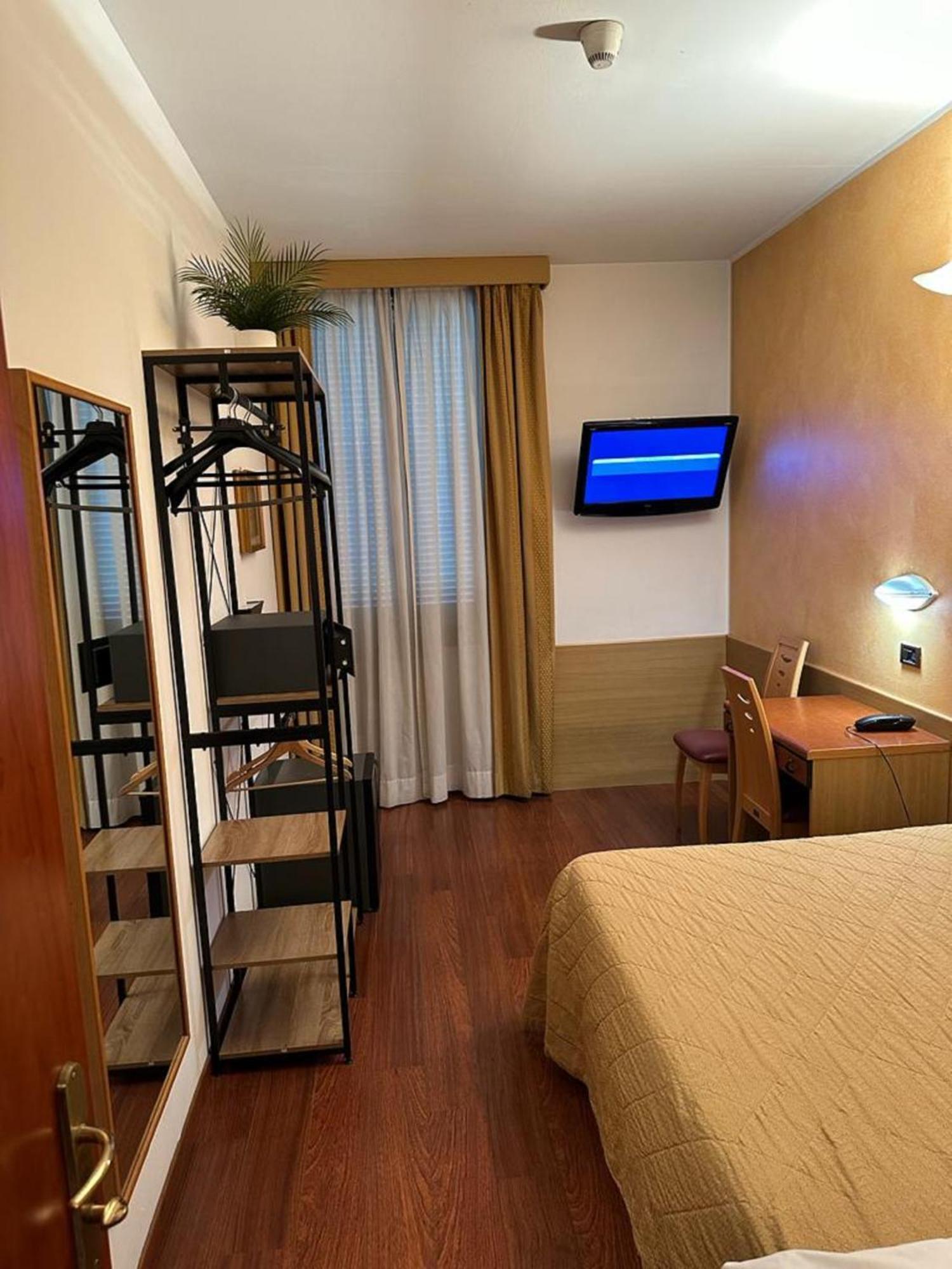 Hotel Aspromonte Milano Eksteriør bilde